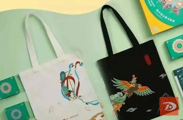 文創(chuàng)產(chǎn)品引領(lǐng)敦煌文化走向世界，文藝創(chuàng)作煥發(fā)新活力